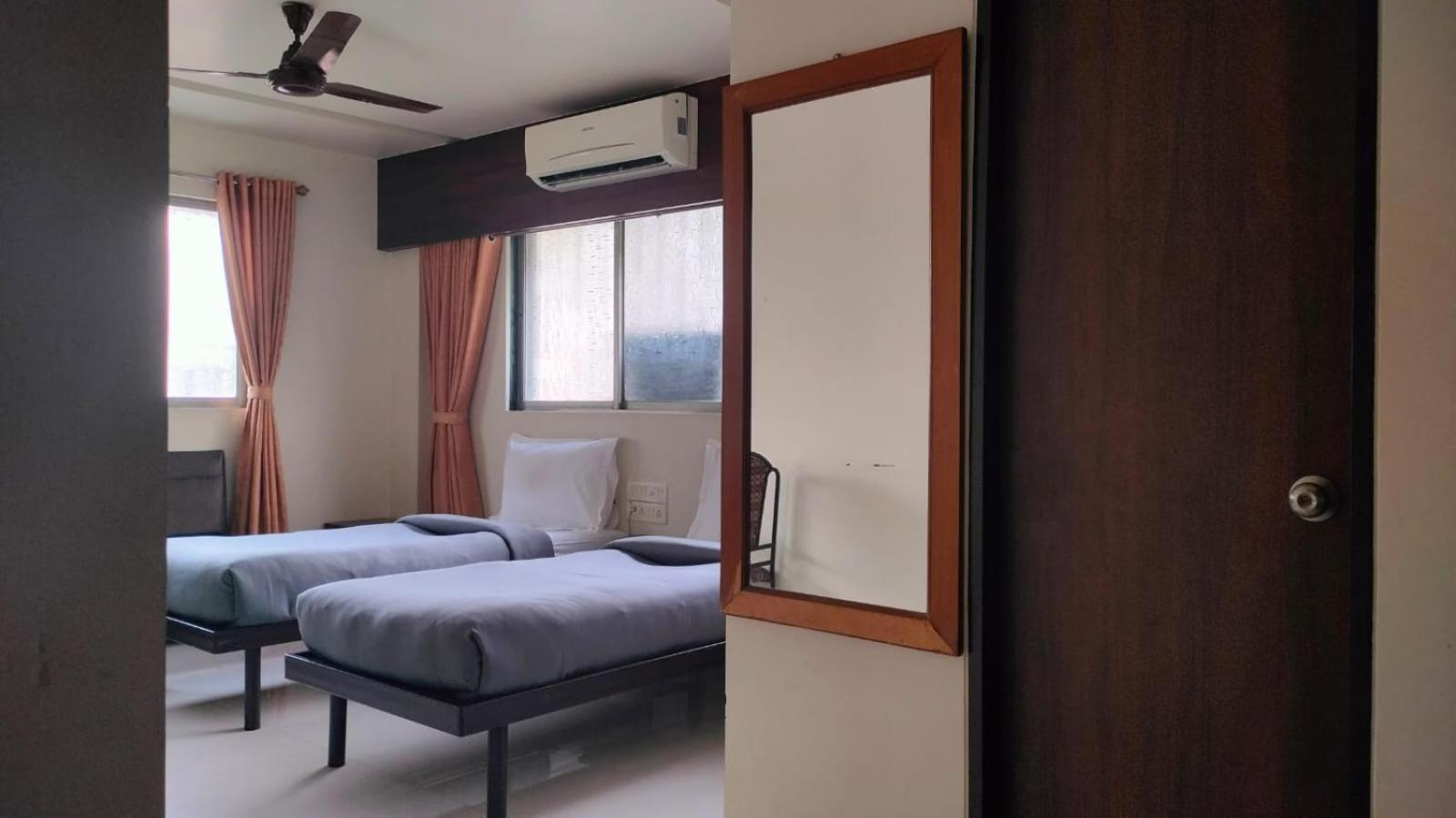 Hotel Sai Nidhi Executive-Mindspace Airoli نافي مومباي المظهر الخارجي الصورة
