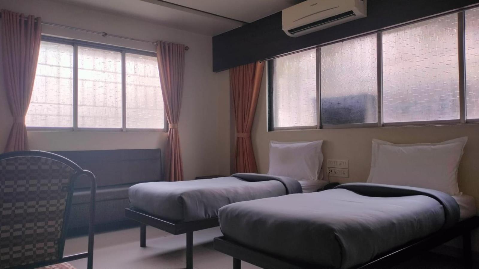 Hotel Sai Nidhi Executive-Mindspace Airoli نافي مومباي المظهر الخارجي الصورة
