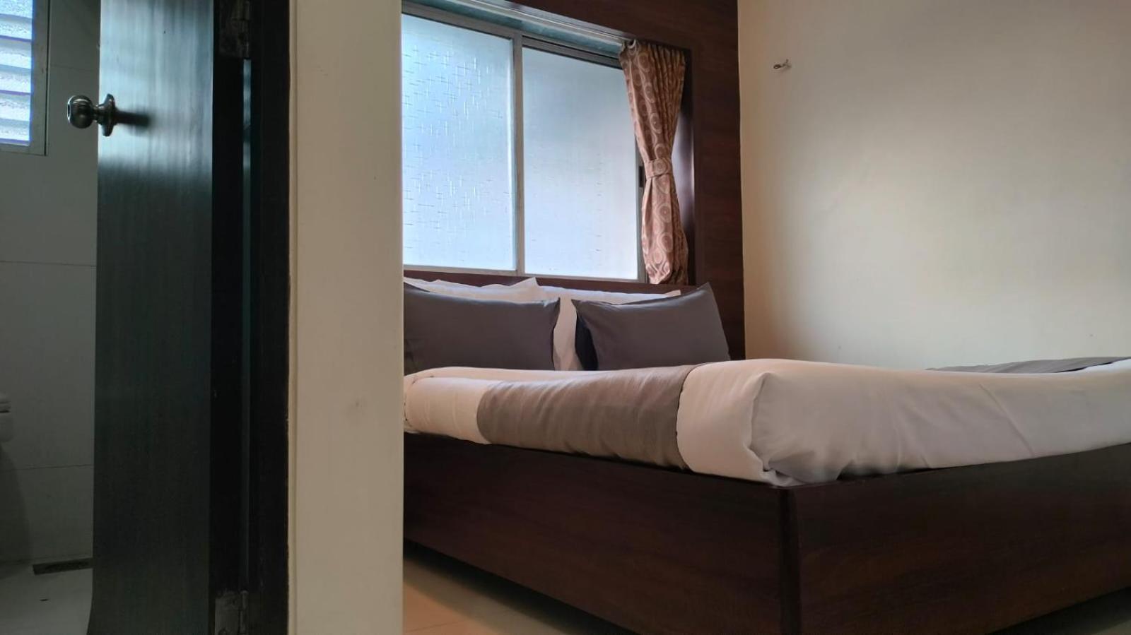 Hotel Sai Nidhi Executive-Mindspace Airoli نافي مومباي المظهر الخارجي الصورة