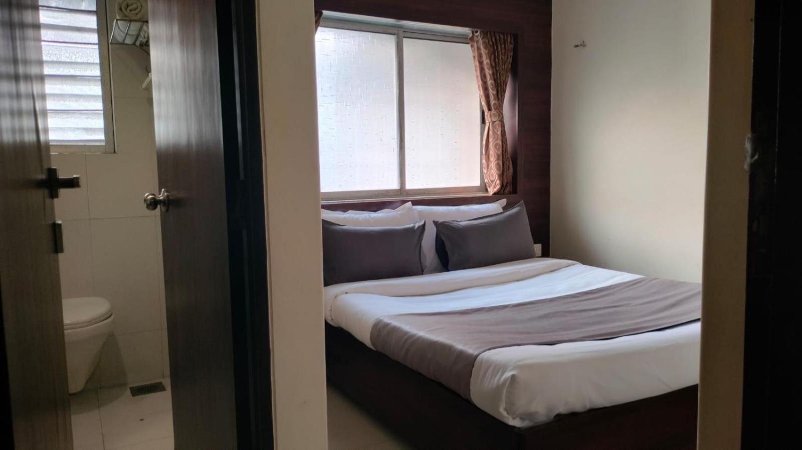 Hotel Sai Nidhi Executive-Mindspace Airoli نافي مومباي المظهر الخارجي الصورة