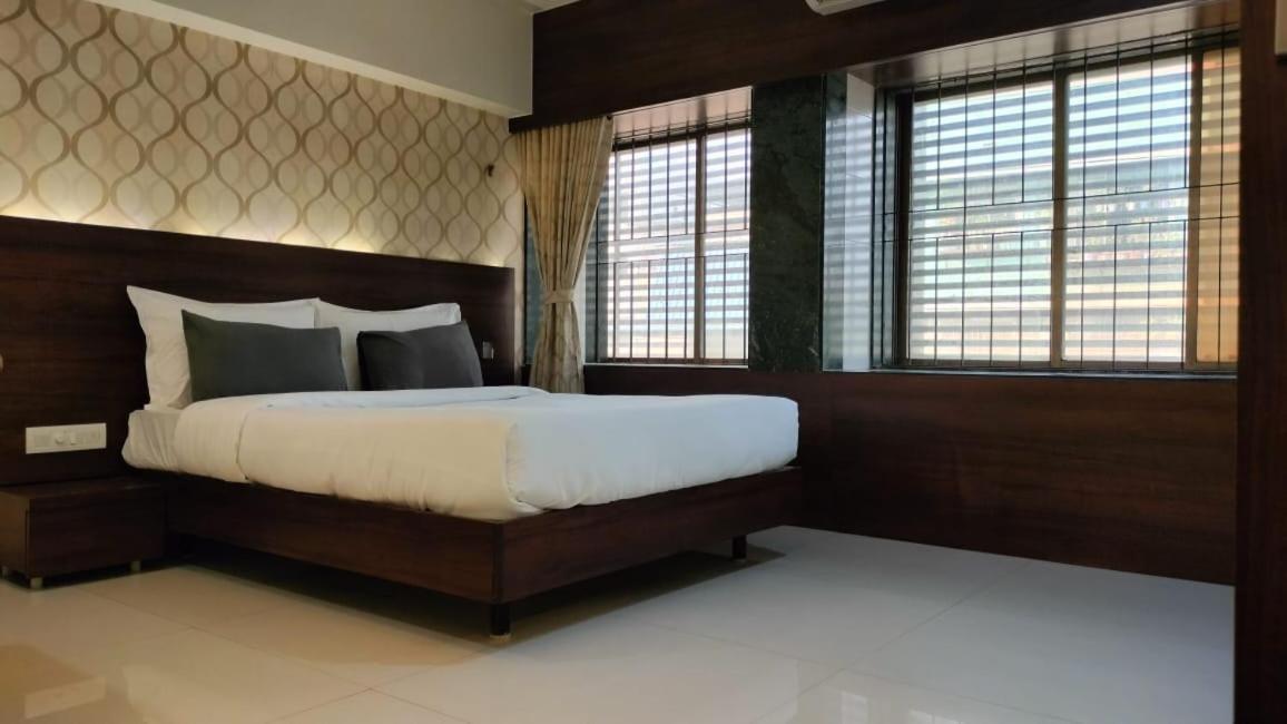 Hotel Sai Nidhi Executive-Mindspace Airoli نافي مومباي المظهر الخارجي الصورة