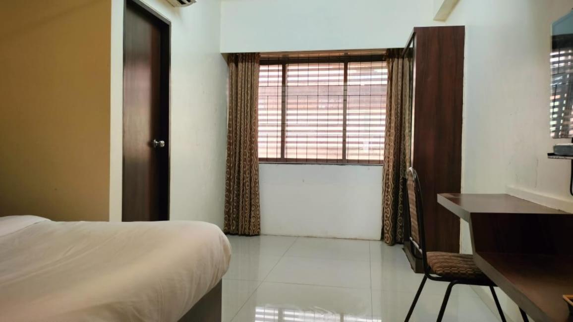 Hotel Sai Nidhi Executive-Mindspace Airoli نافي مومباي المظهر الخارجي الصورة